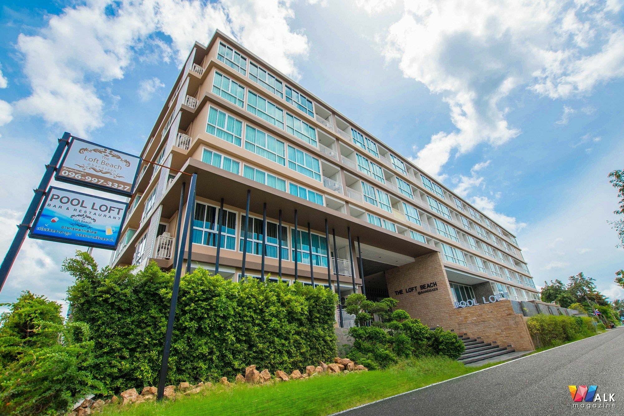 The Loft Beach At Bangsaen Hotel Chonburi Exterior photo